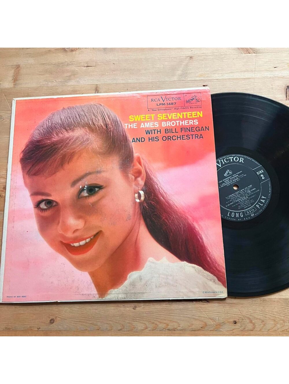 The Ames Brothers - Sweet Seventee 33rpm VG+ VR22